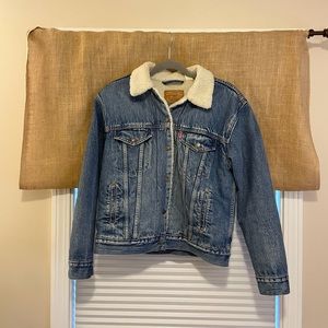 Levi’s Sherpa Lined Trucker Jacket
